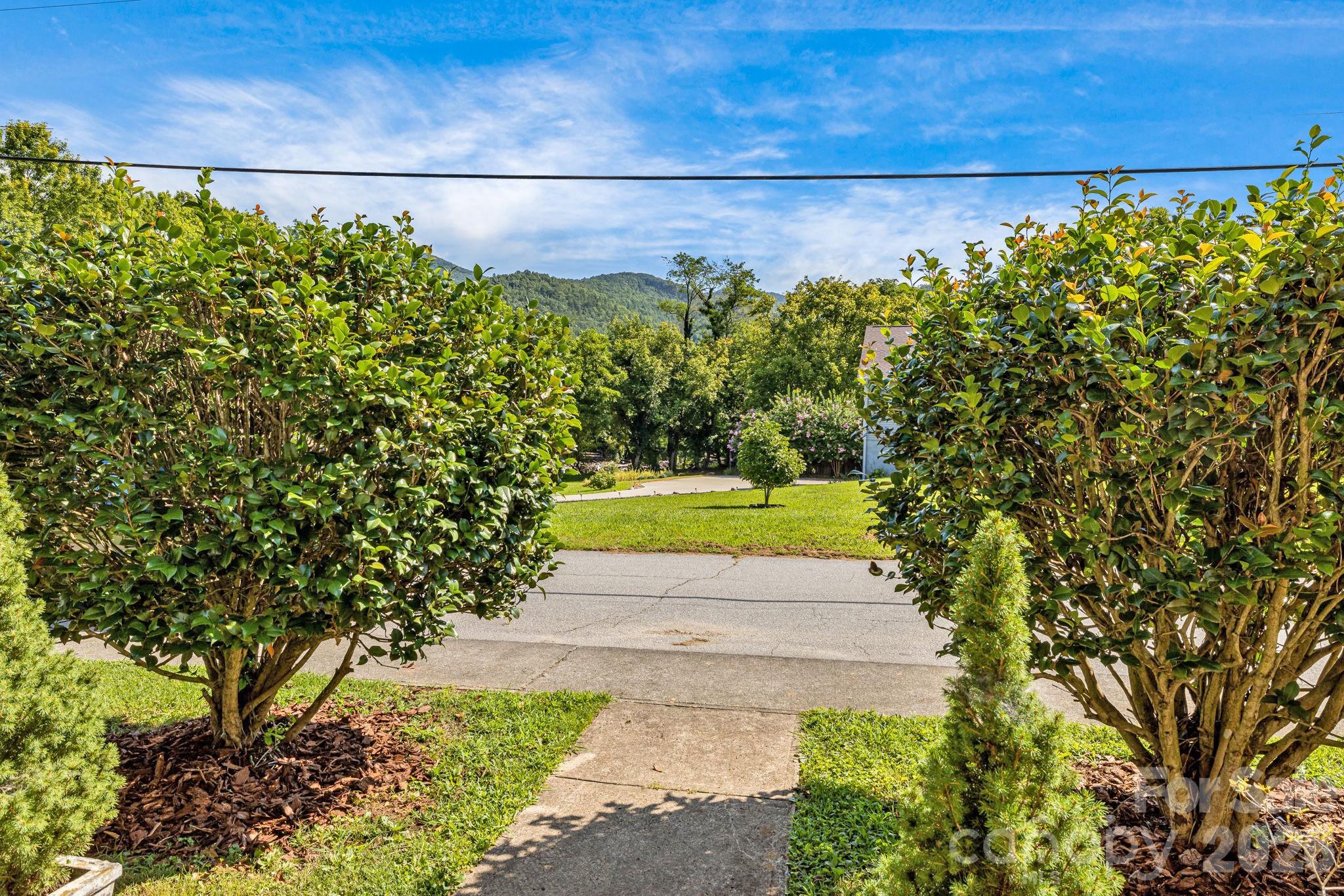 227 Lawson Street Hot Springs NC 28743