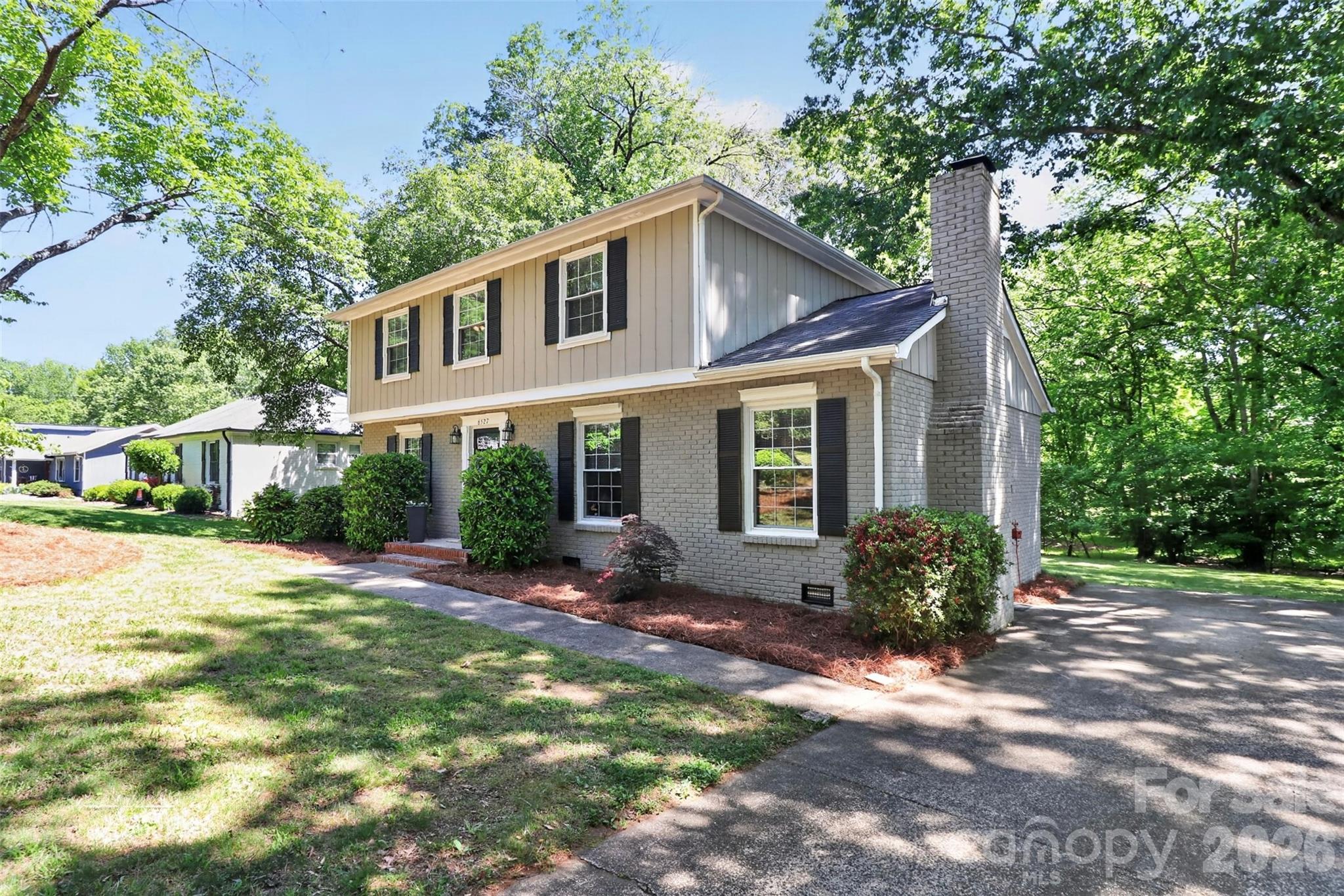6527 Summerlin Place Charlotte NC 28226