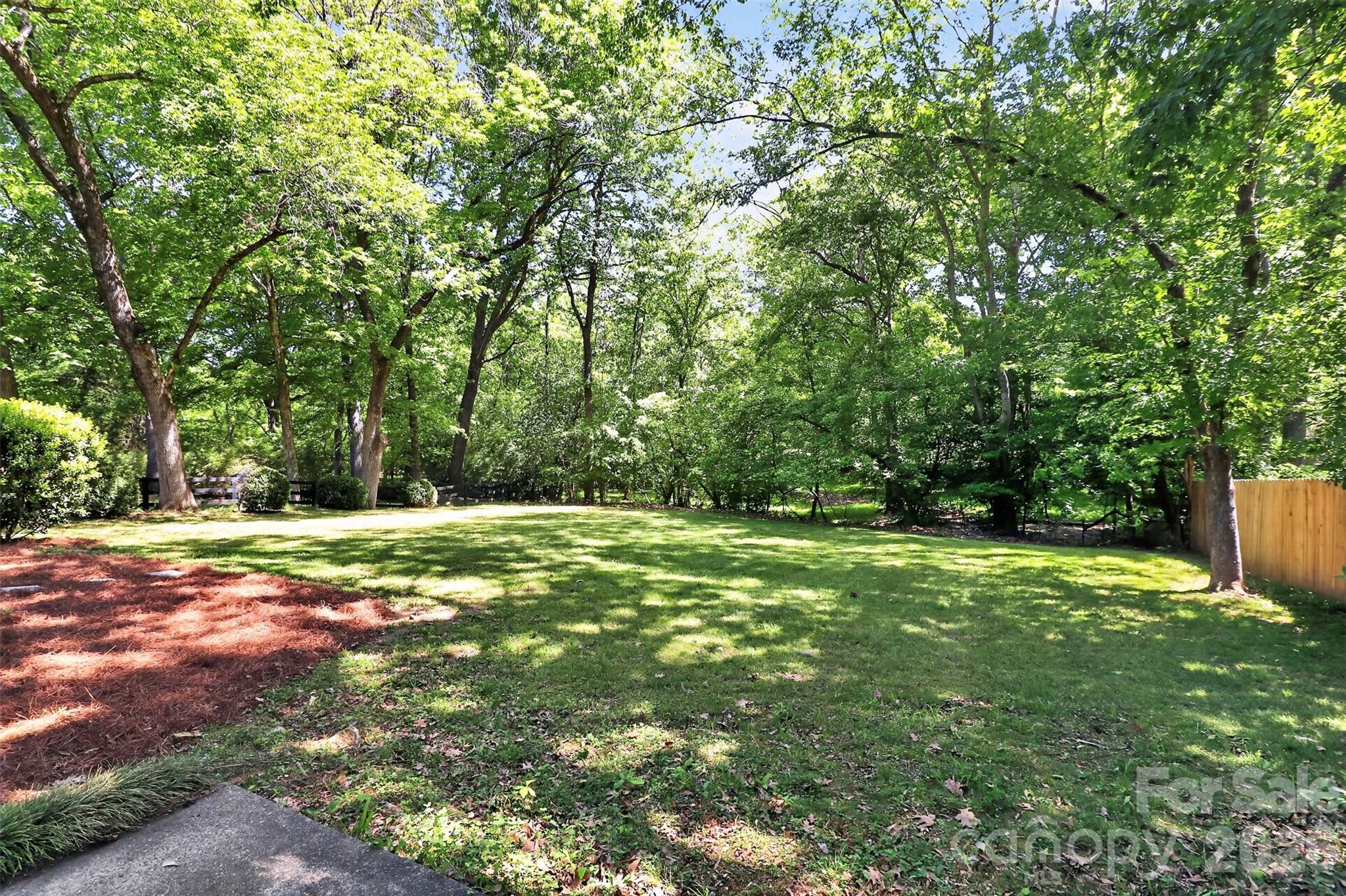 6527 Summerlin Place Charlotte NC 28226