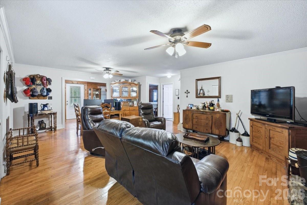 4639 Hickory Lincolnton Highway Newton NC 28658