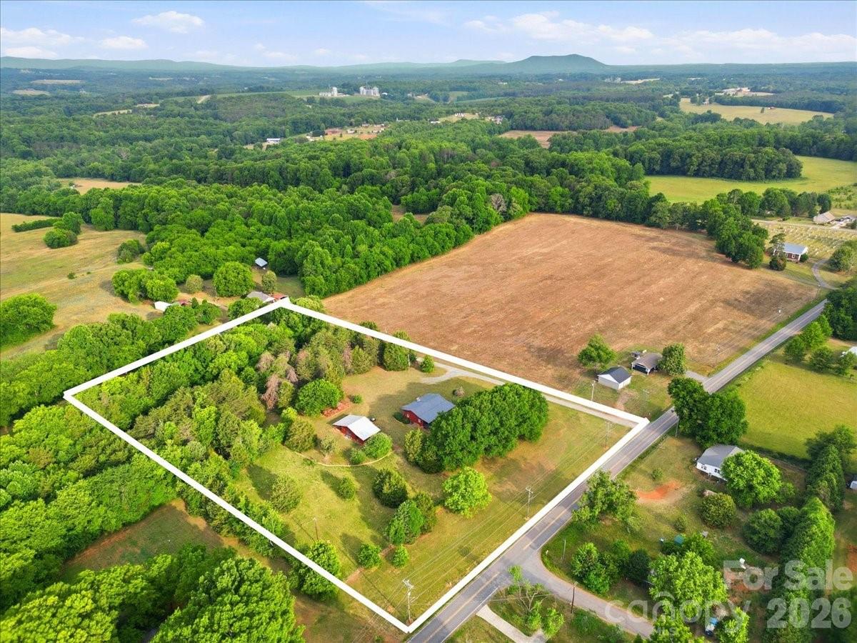 4639 Hickory Lincolnton Highway Newton NC 28658