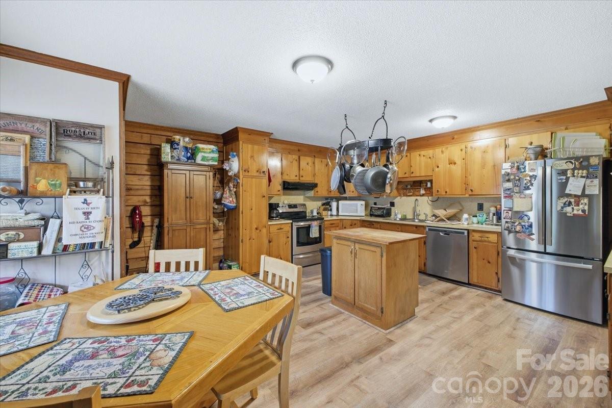 4639 Hickory Lincolnton Highway Newton NC 28658