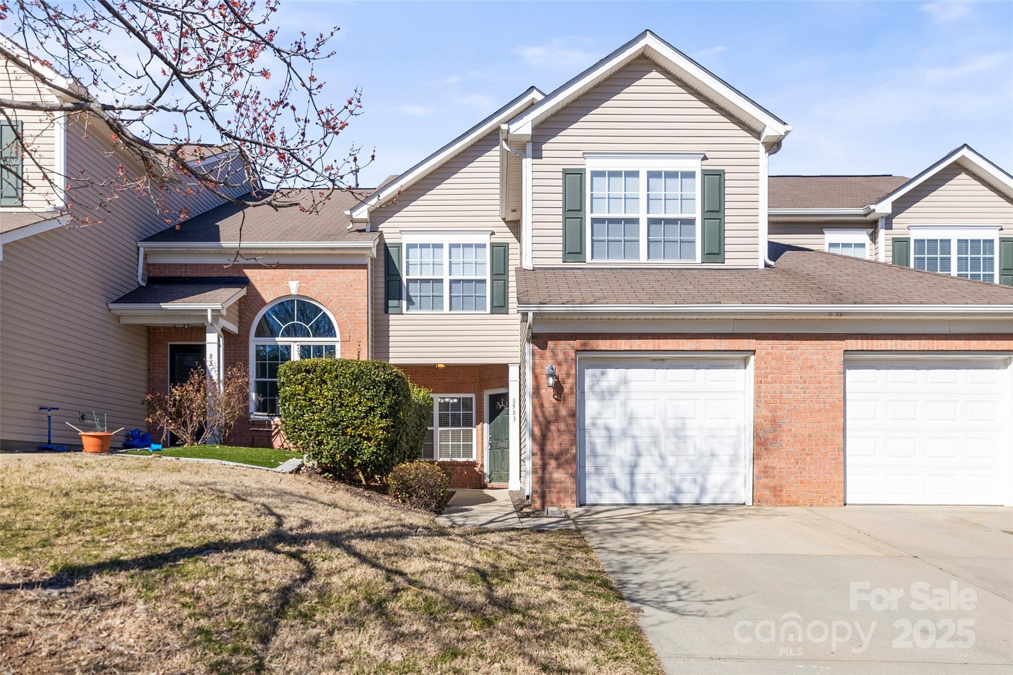 8583 Carolina Lily Lane Charlotte NC 28262