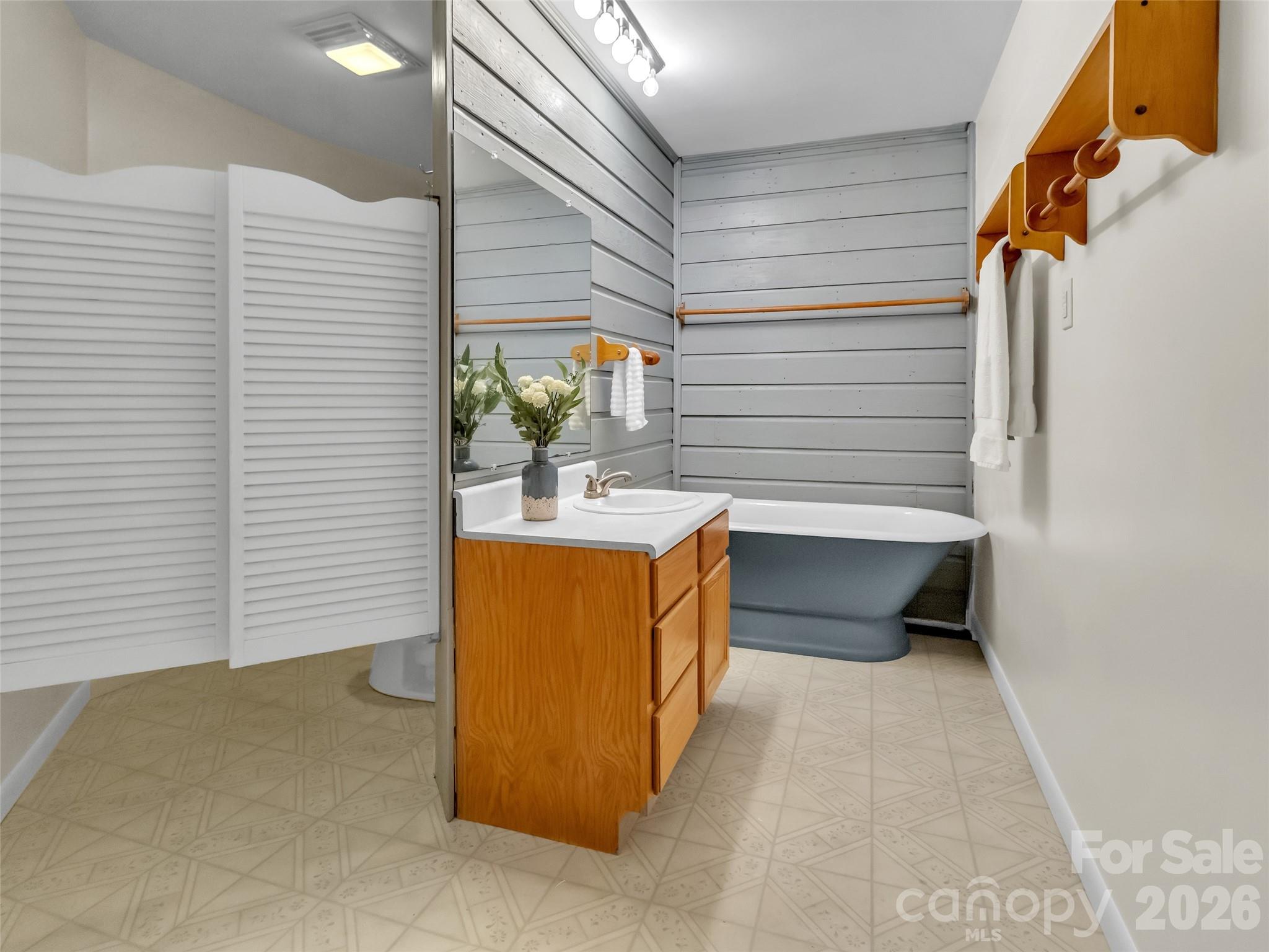 487 Julia Lane Maggie Valley NC 28751
