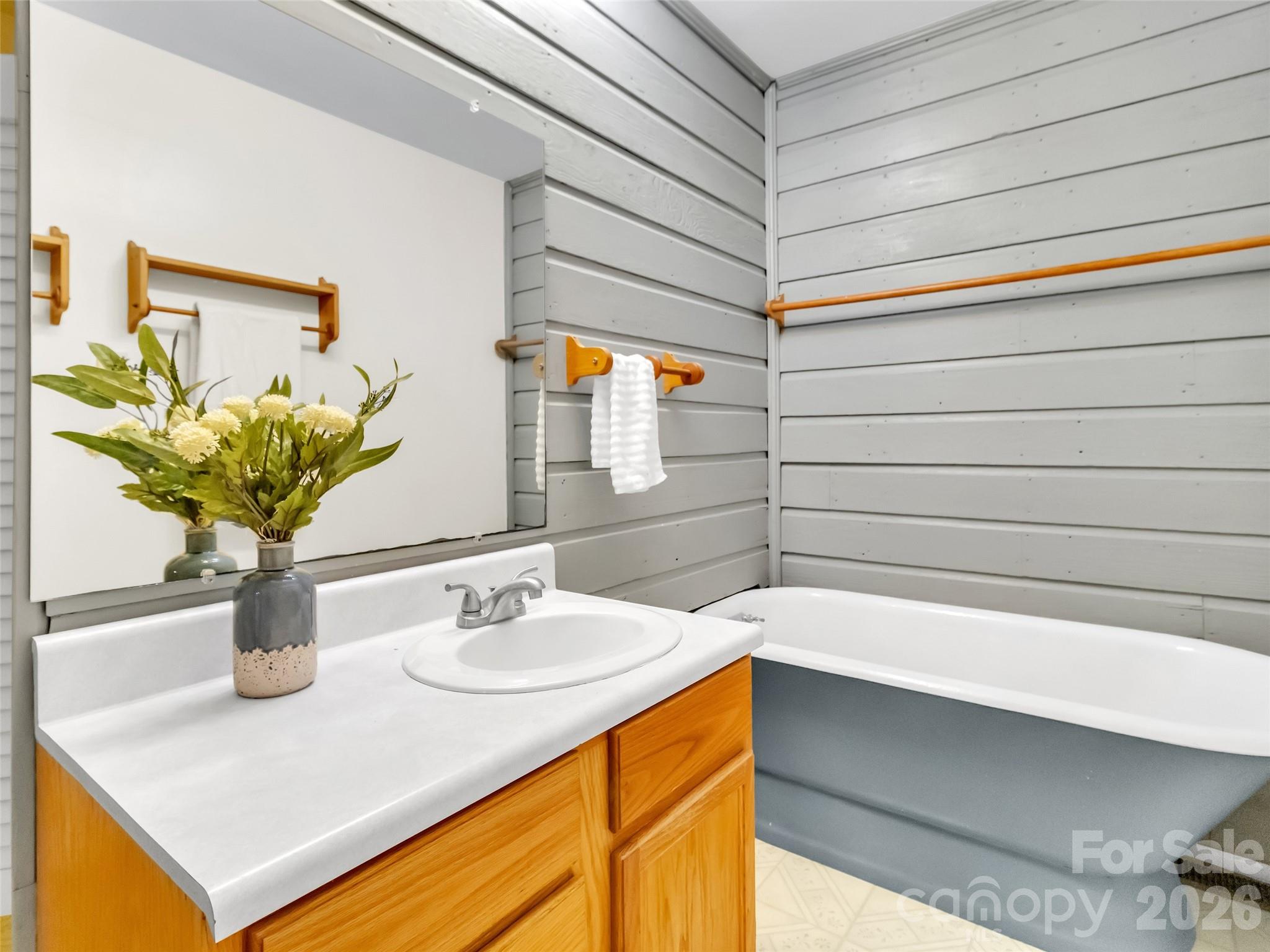 487 Julia Lane Maggie Valley NC 28751