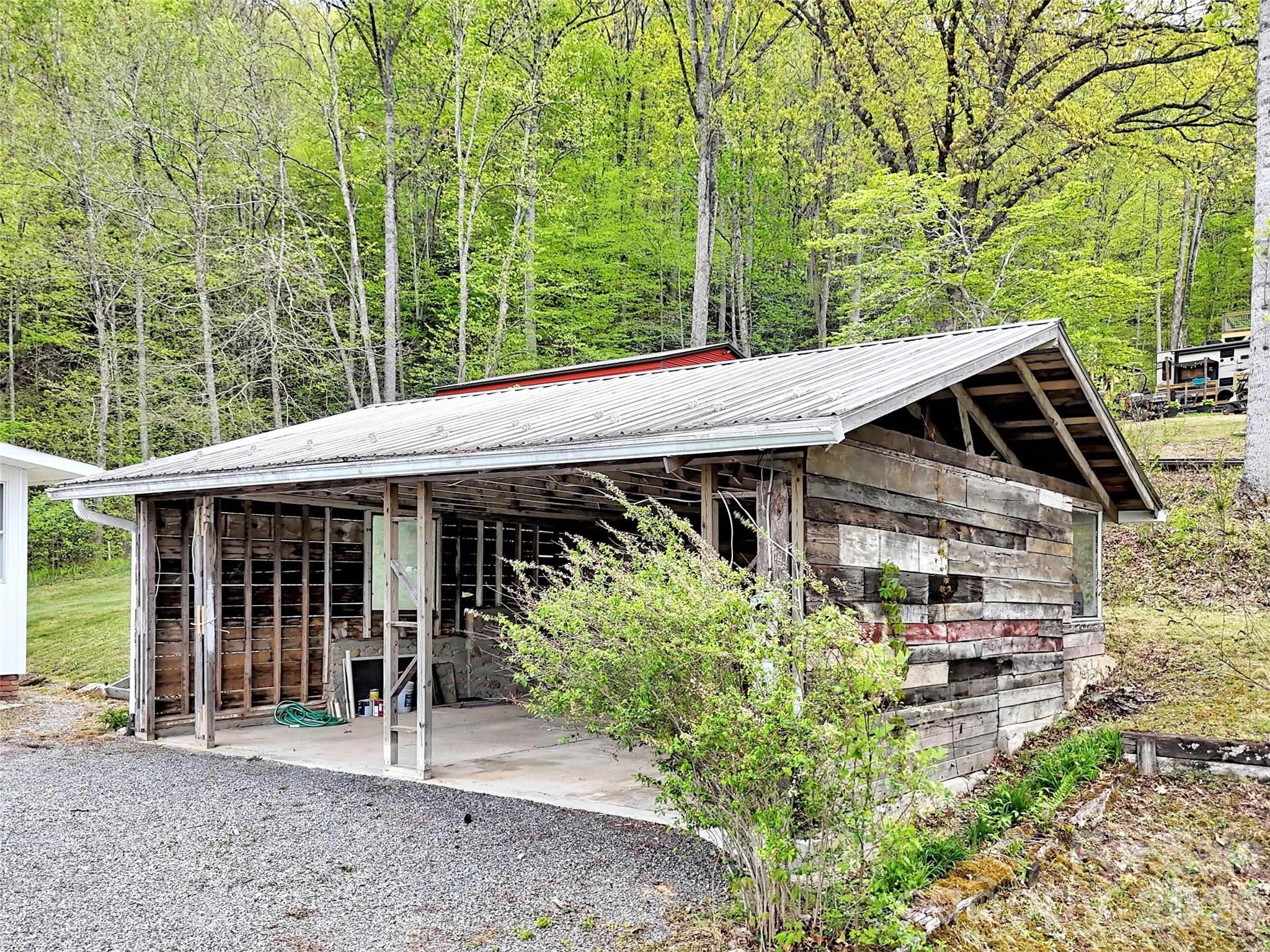 487 Julia Lane Maggie Valley NC 28751