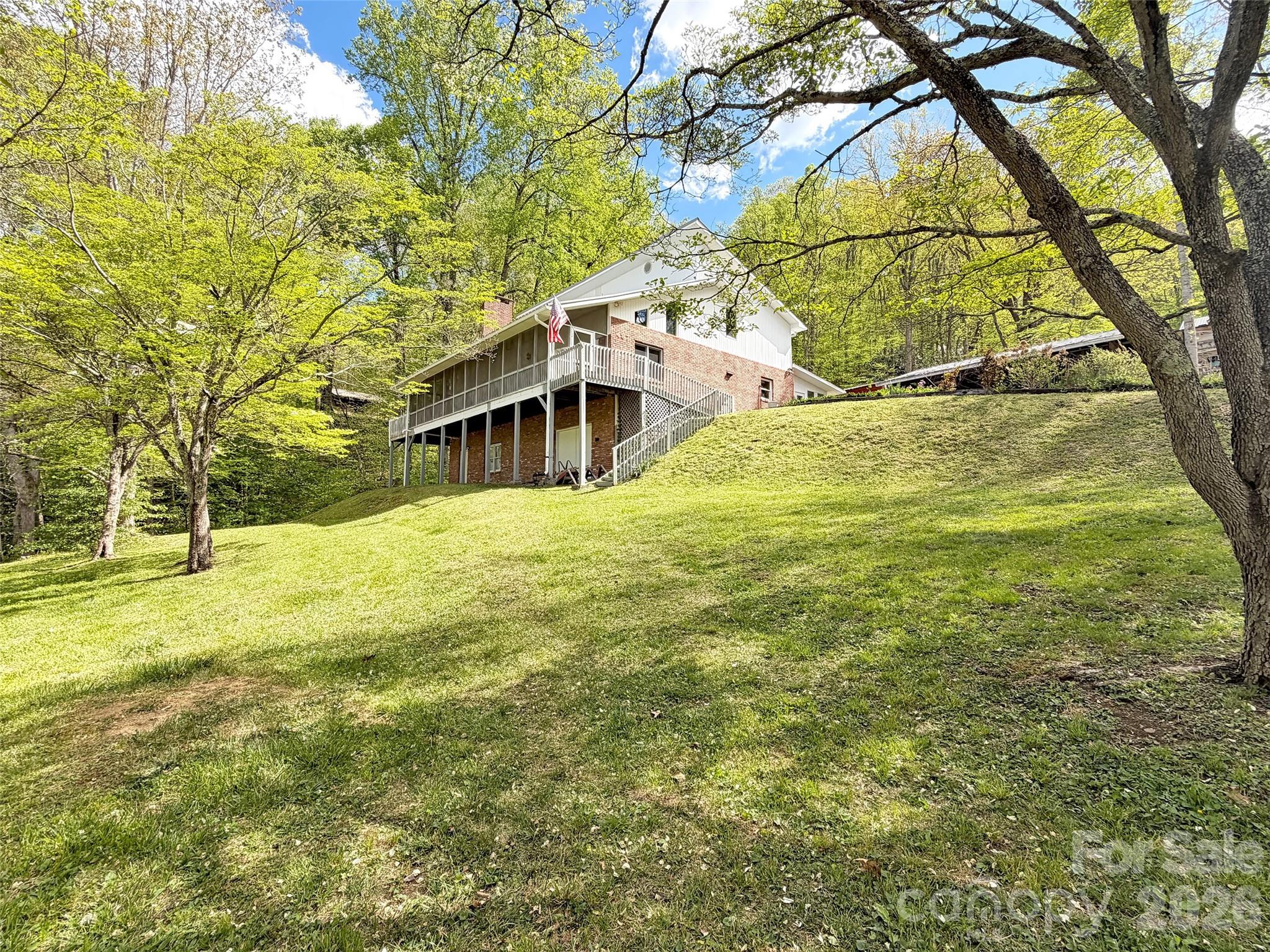 487 Julia Lane Maggie Valley NC 28751