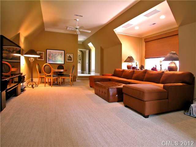 6812 Summerhill Ridge Drive Charlotte NC 28226