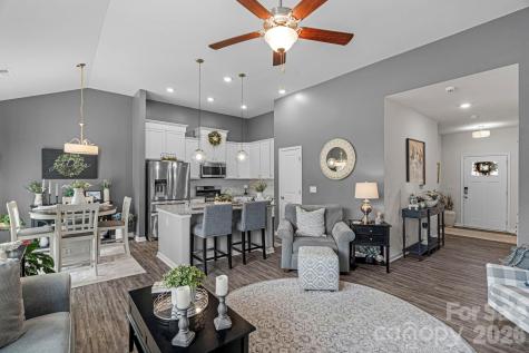 1982 Ambrose Way Denver NC 28037
