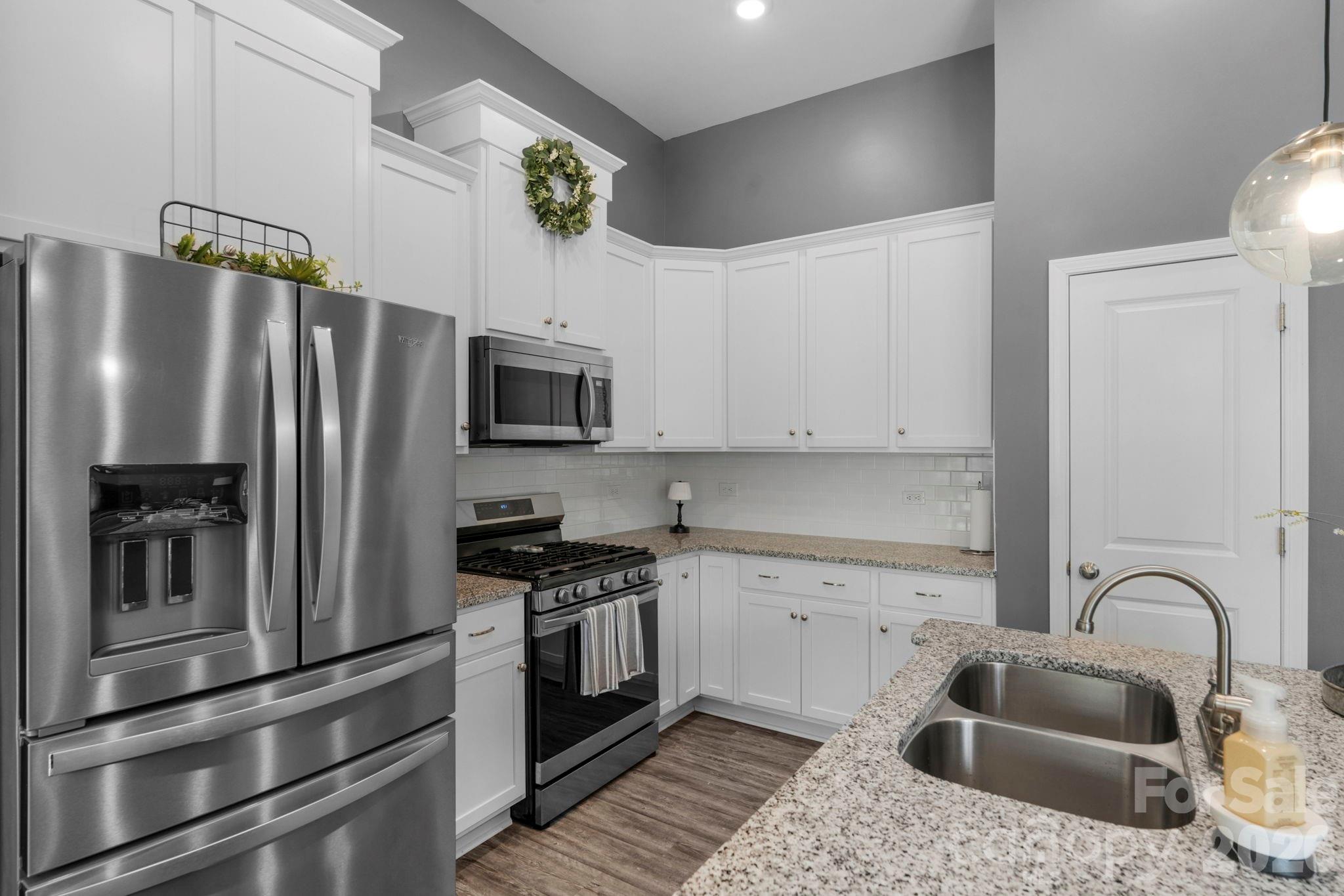 1982 Ambrose Way Denver NC 28037