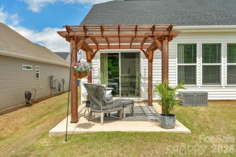 1982 Ambrose Way Denver NC 28037