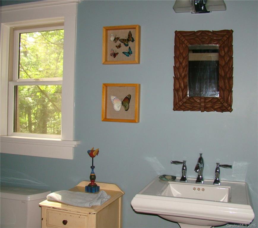 2 Richard Street Asheville NC 28803
