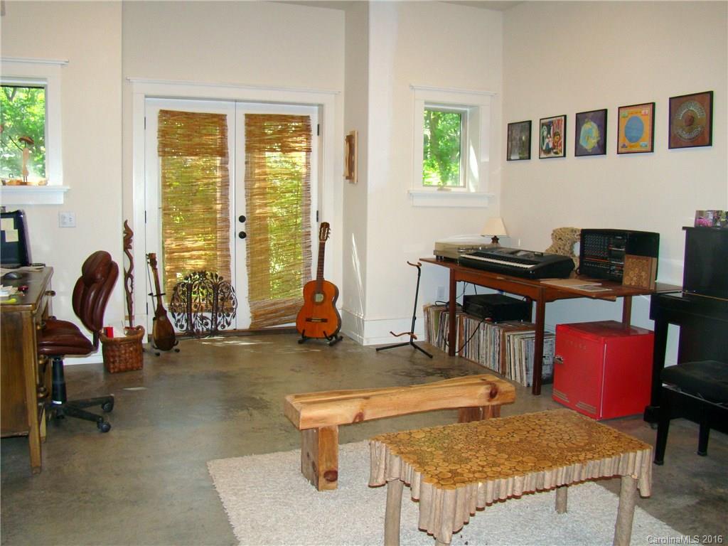 2 Richard Street Asheville NC 28803