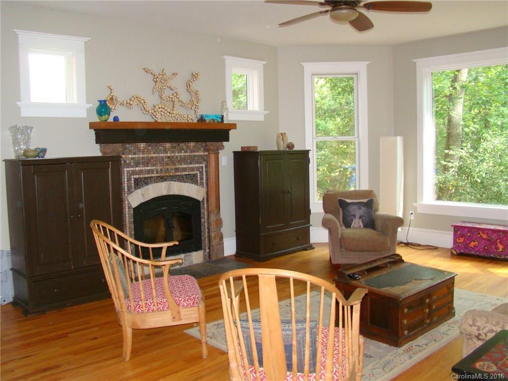 2 Richard Street Asheville NC 28803