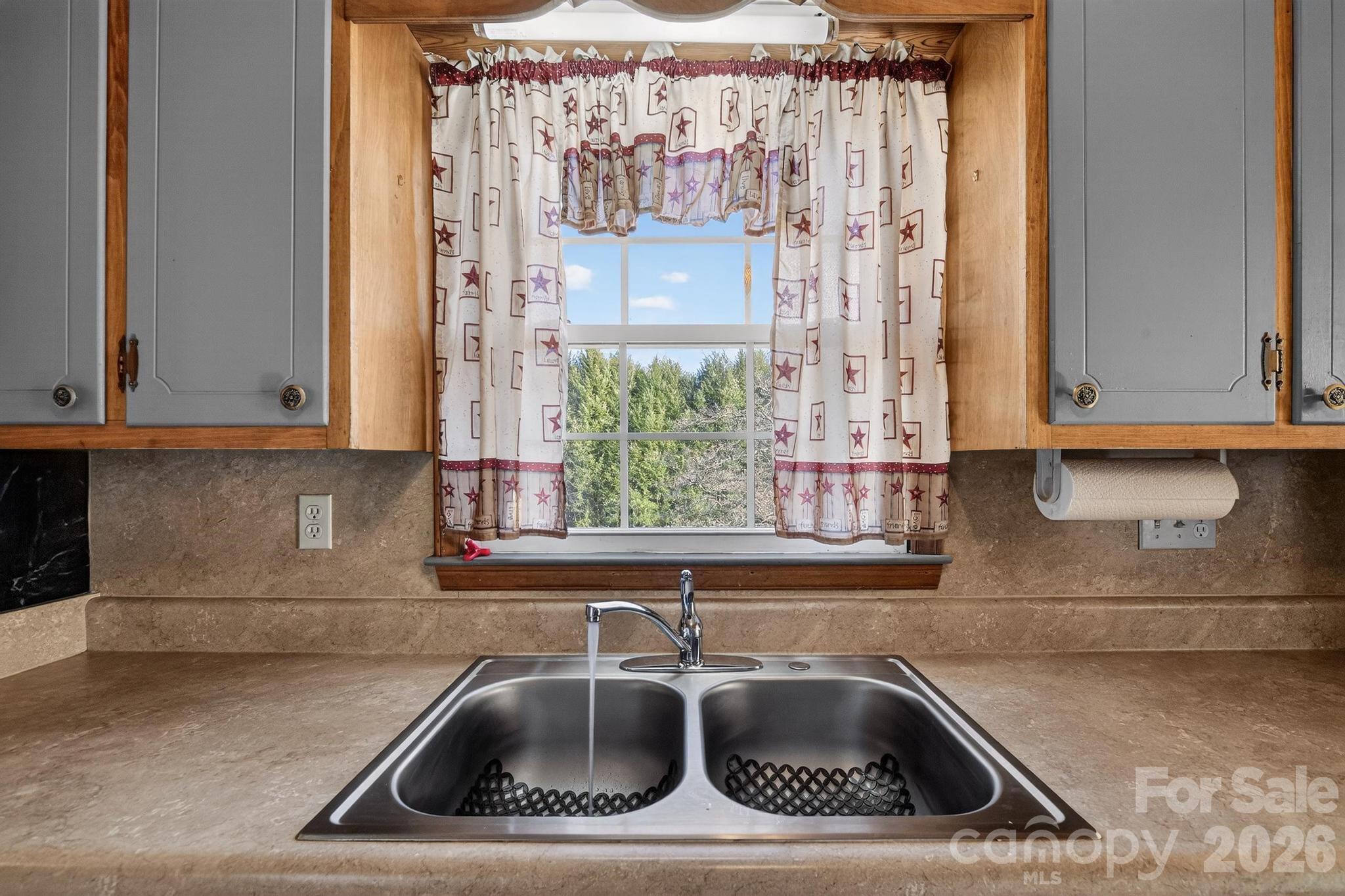 708 Wilmore Street NE Lenoir NC 28645