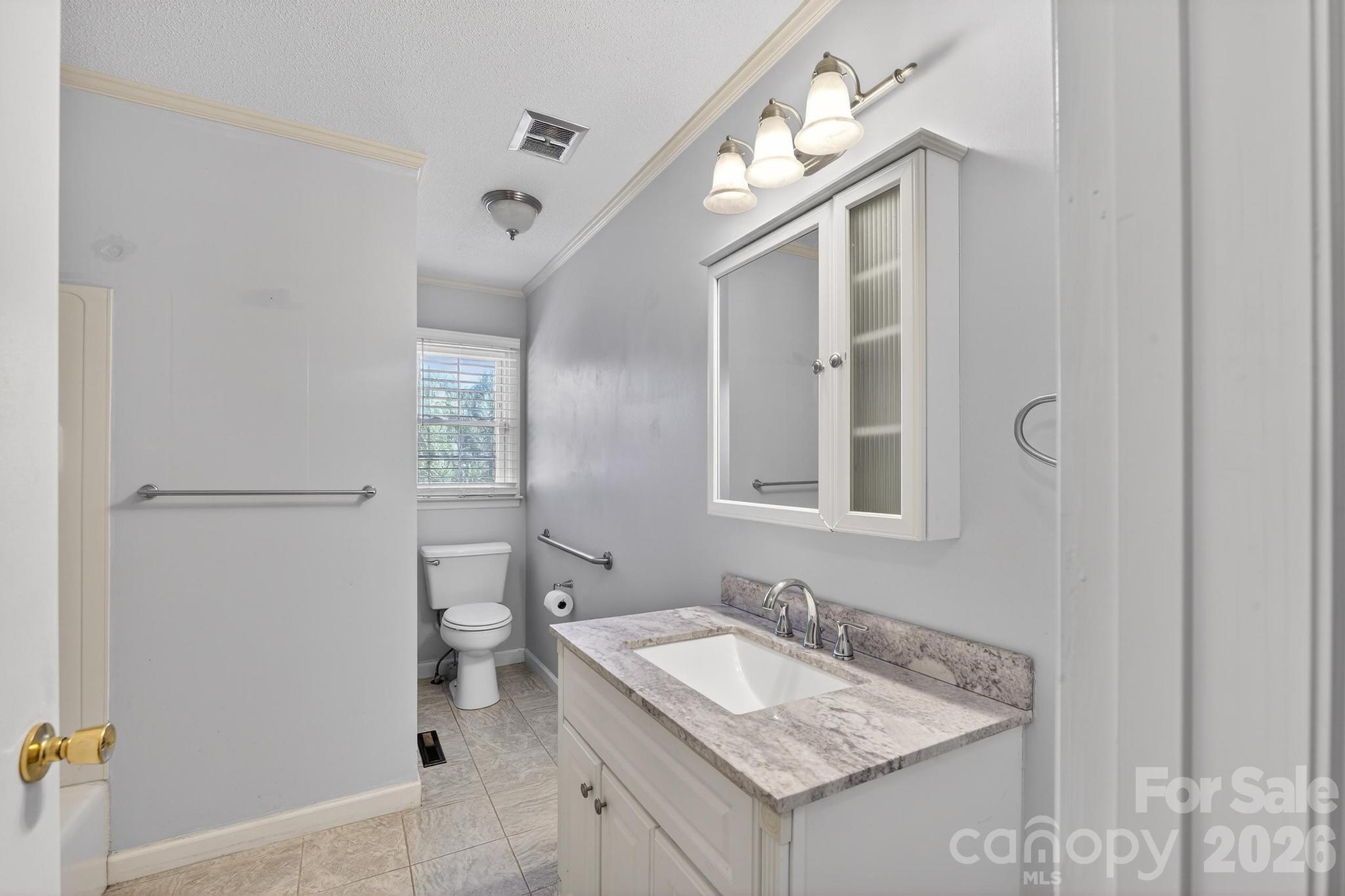 708 Wilmore Street NE Lenoir NC 28645
