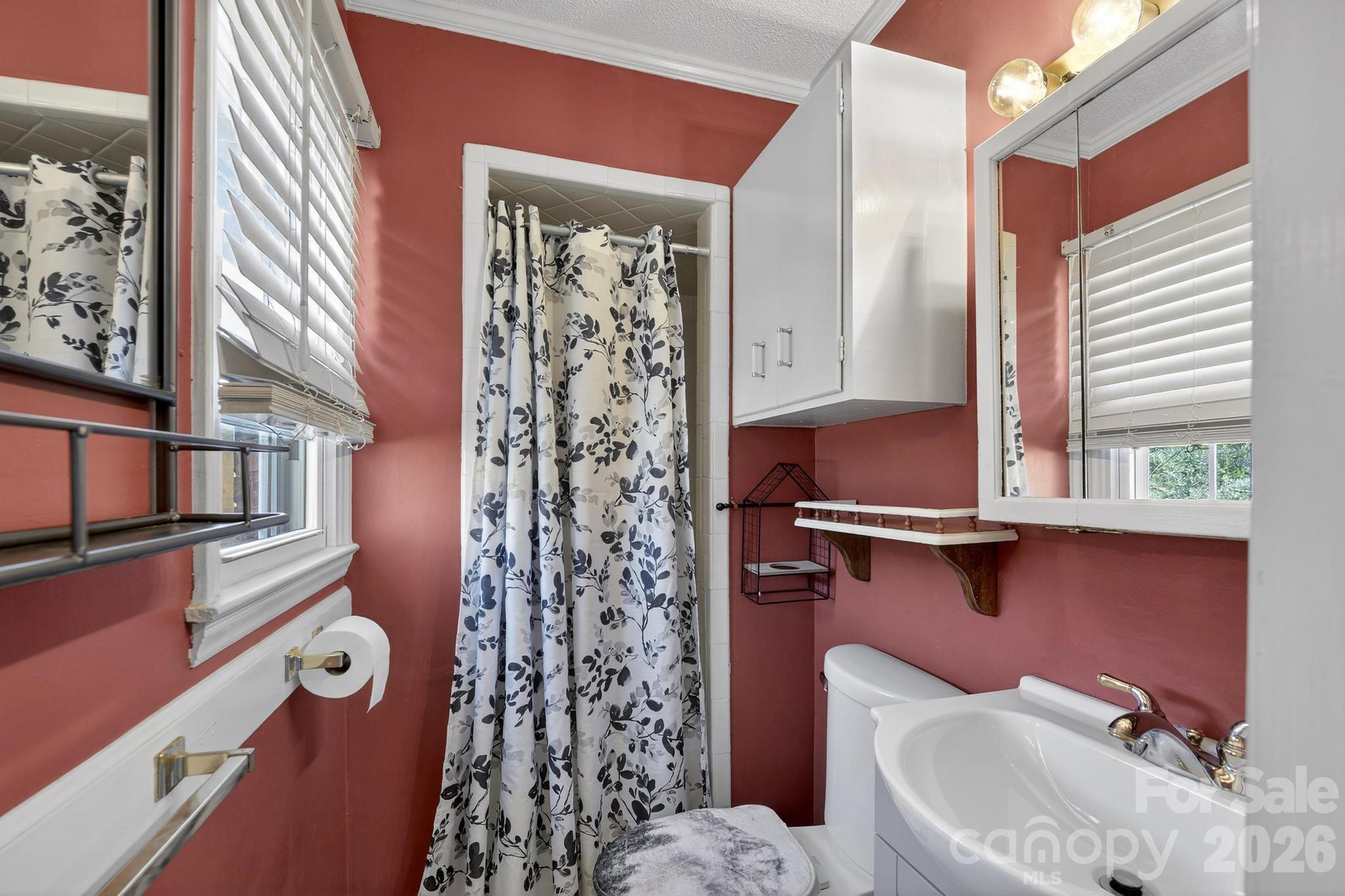 708 Wilmore Street NE Lenoir NC 28645