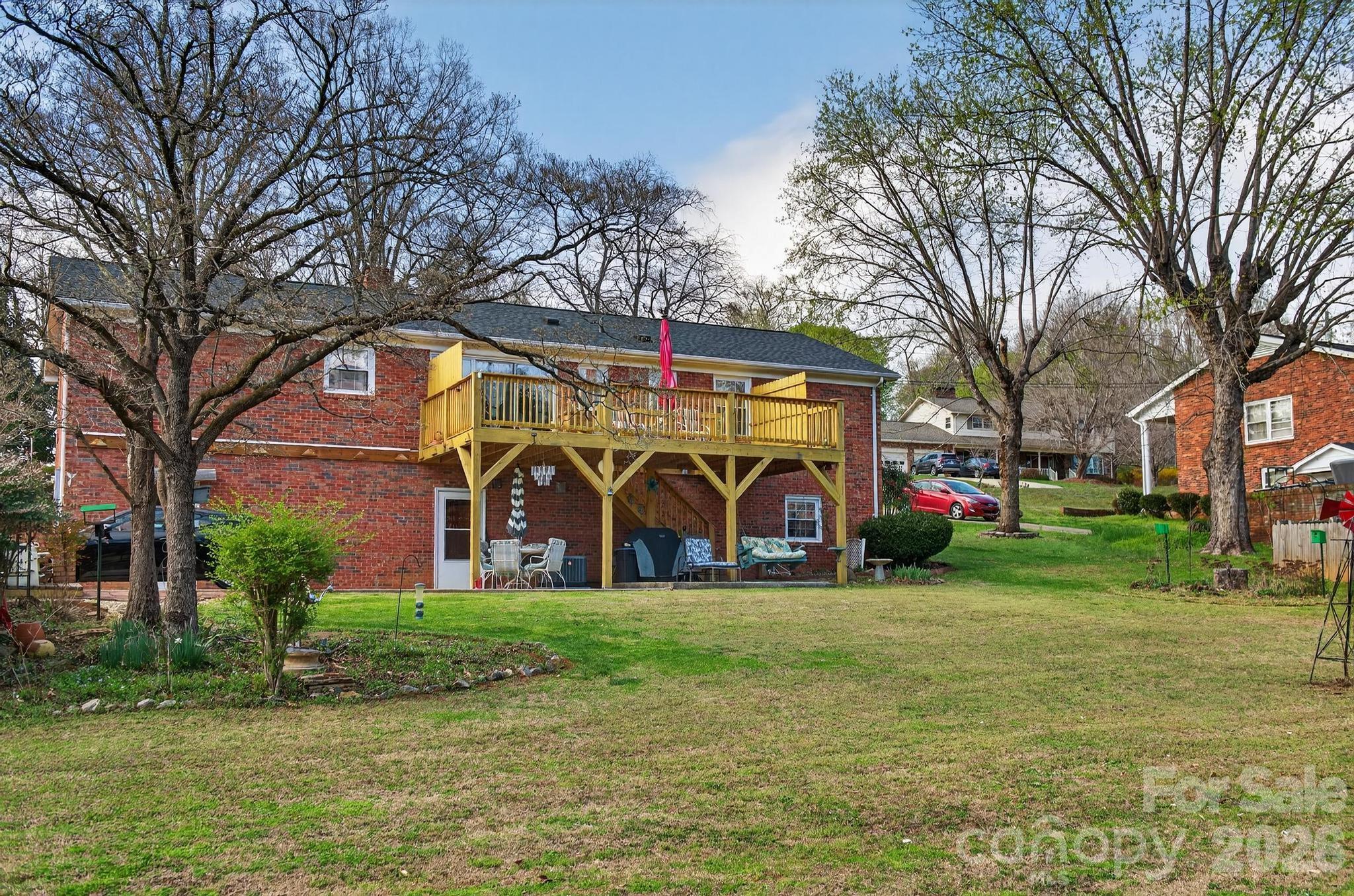 708 Wilmore Street NE Lenoir NC 28645