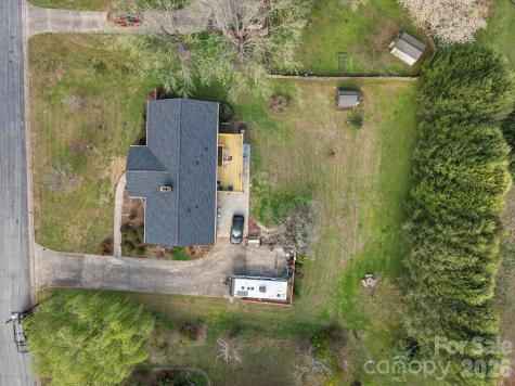 708 Wilmore Street NE Lenoir NC 28645