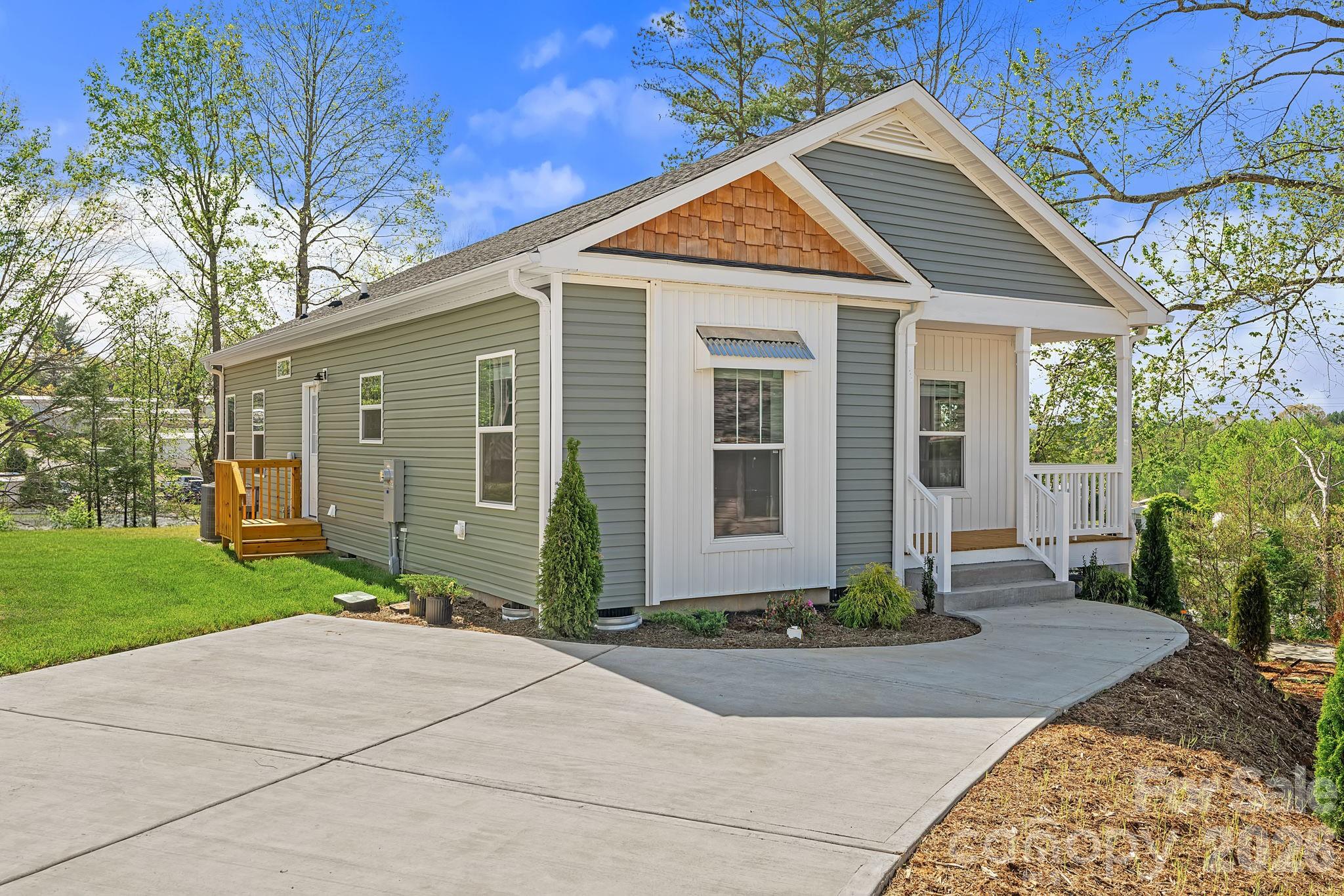 134 Bellamy Road Asheville NC 28806