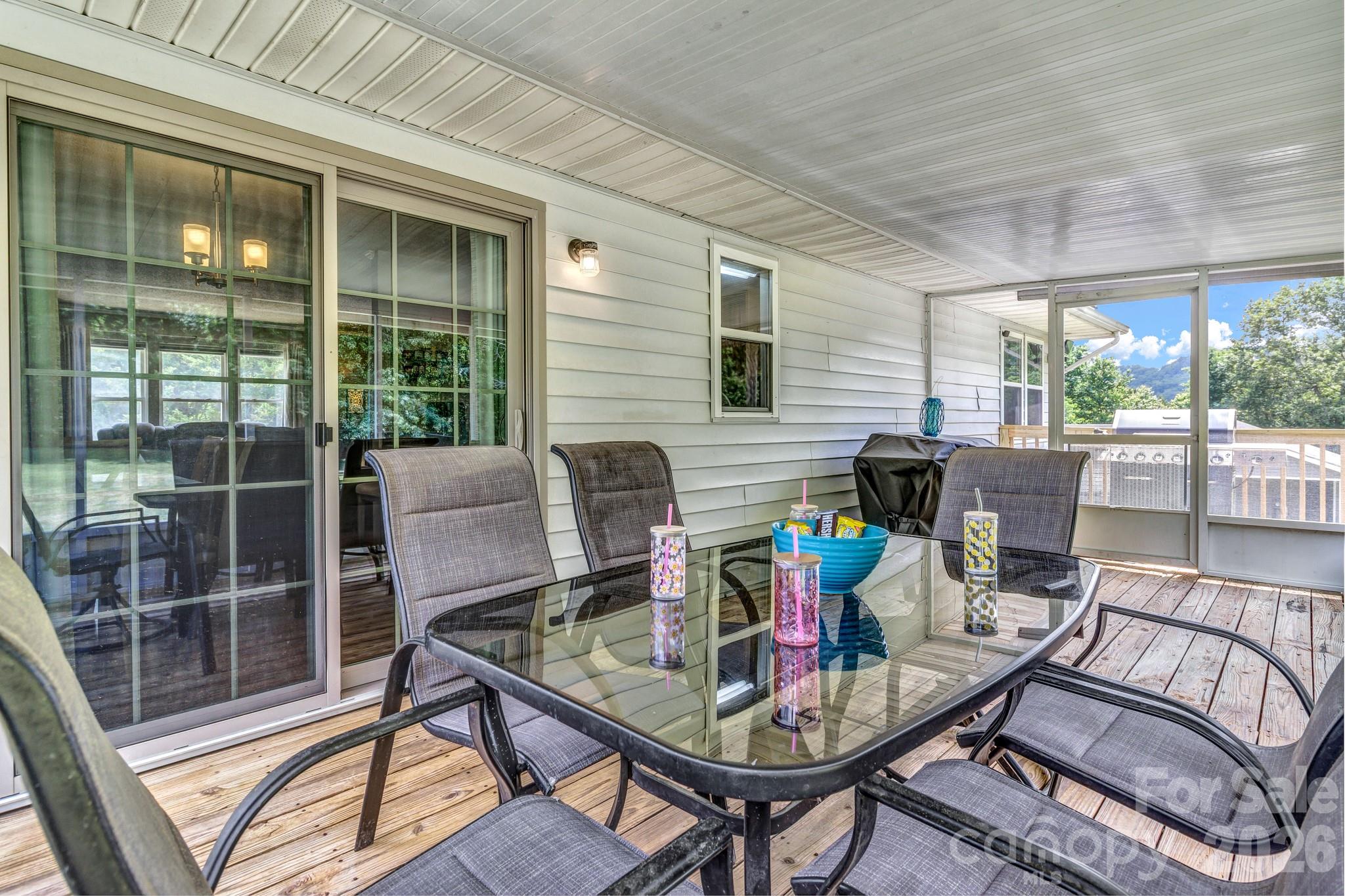 13 Spring Lake Drive Fletcher NC 28732