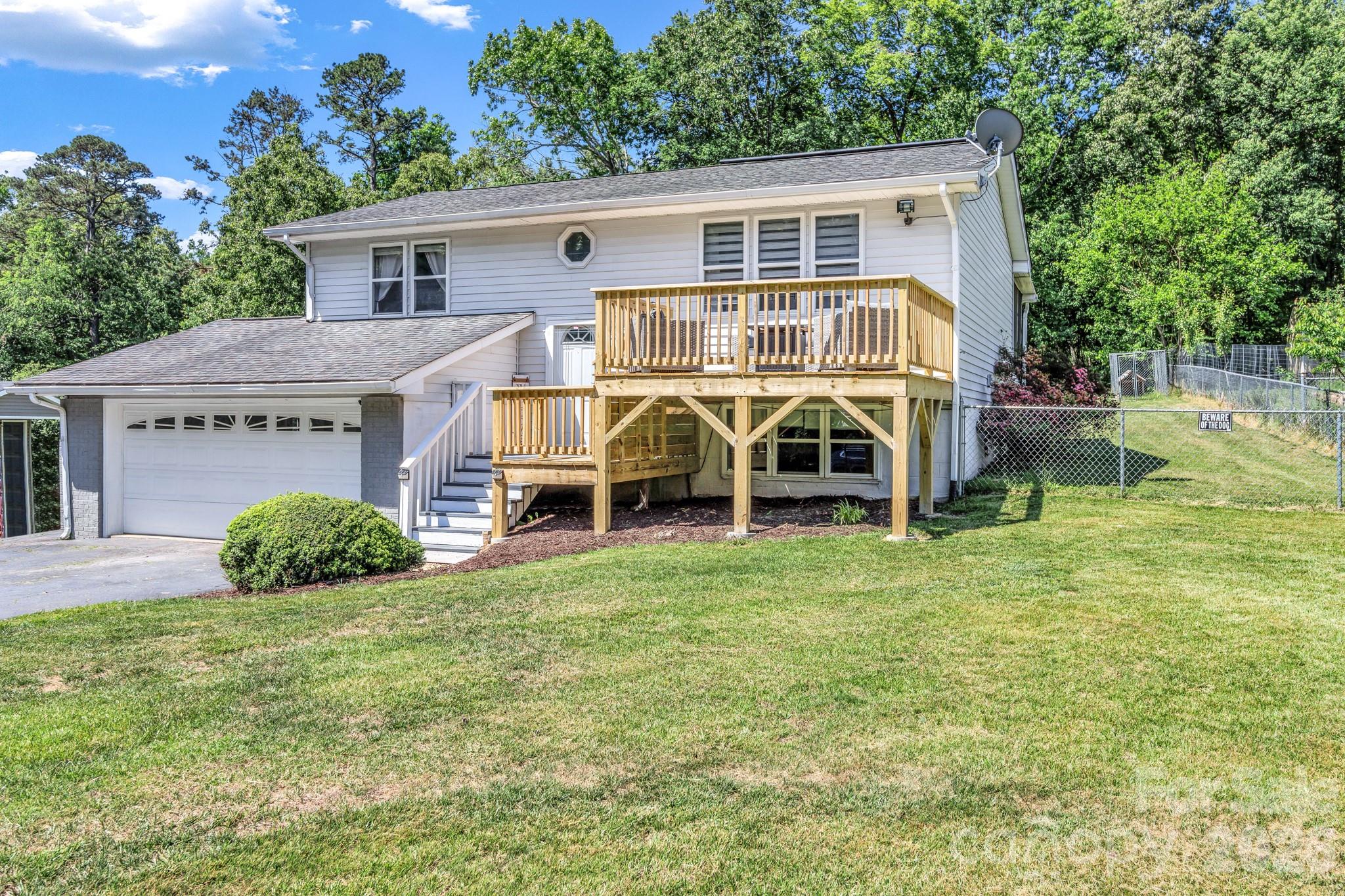 13 Spring Lake Drive Fletcher NC 28732
