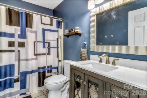 13 Spring Lake Drive Fletcher NC 28732