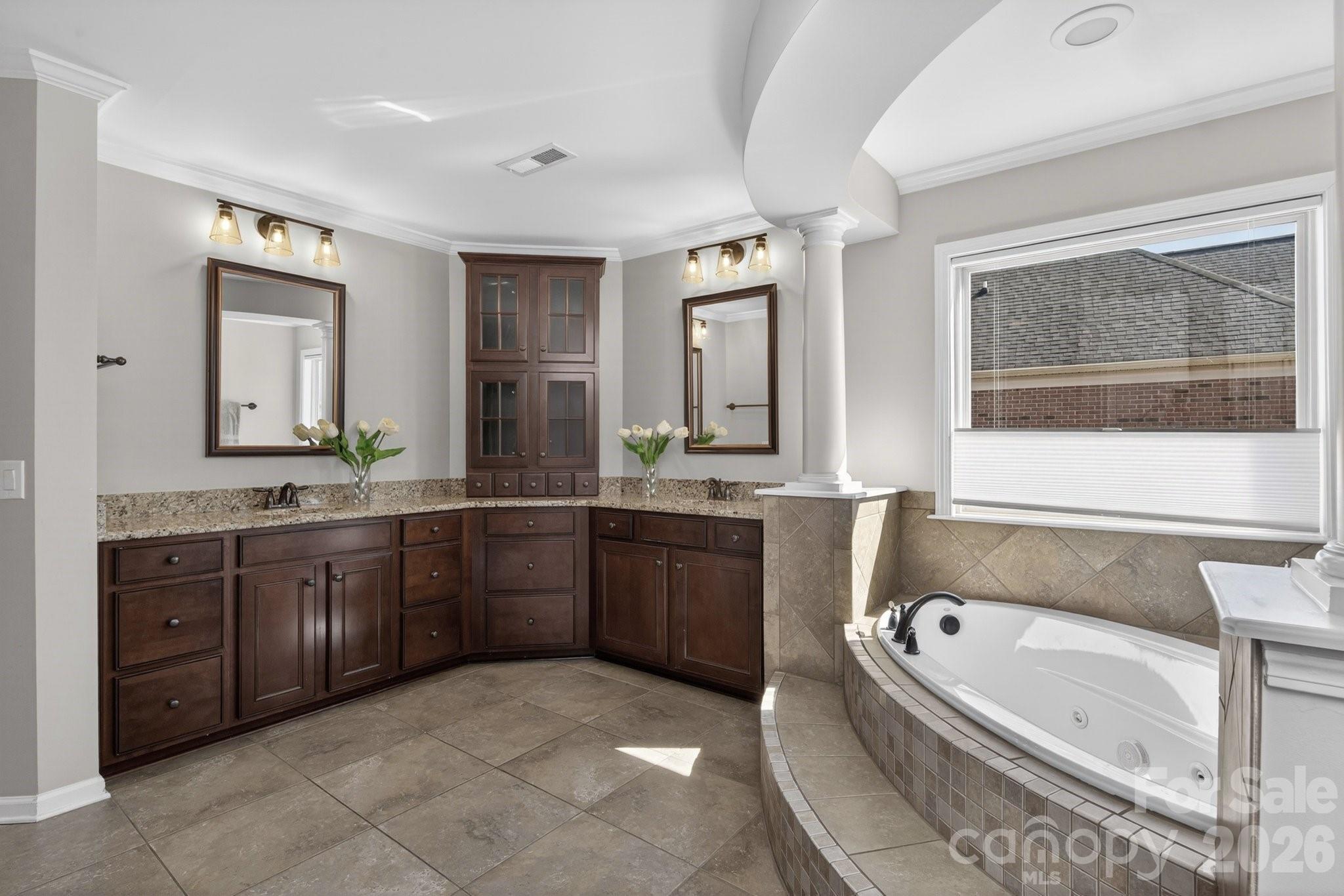 18502 Clavemorr Castle Court Charlotte NC 28277