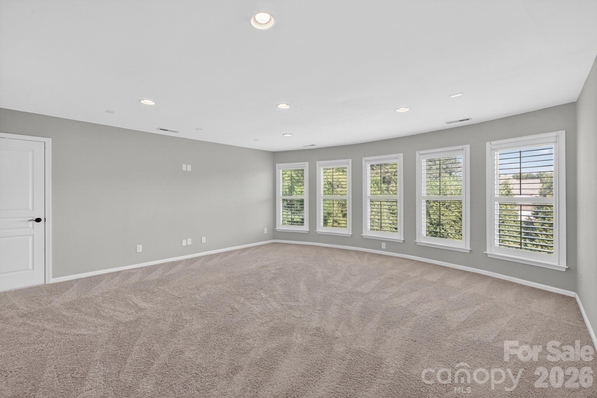 18502 Clavemorr Castle Court Charlotte NC 28277