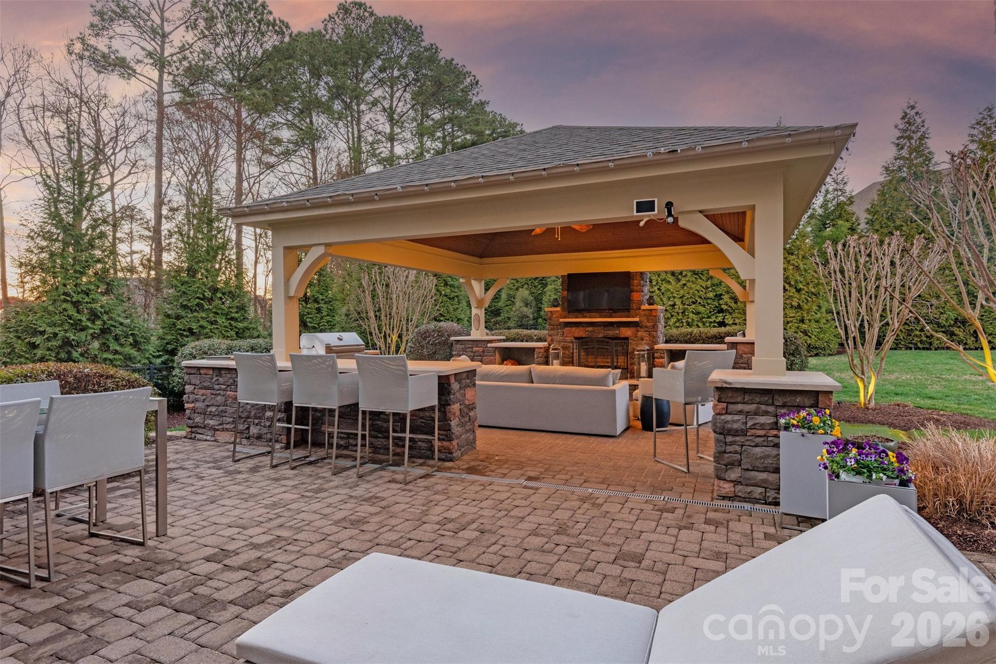 18502 Clavemorr Castle Court Charlotte NC 28277