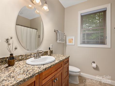 4 Alsatian Lane Asheville NC 28805