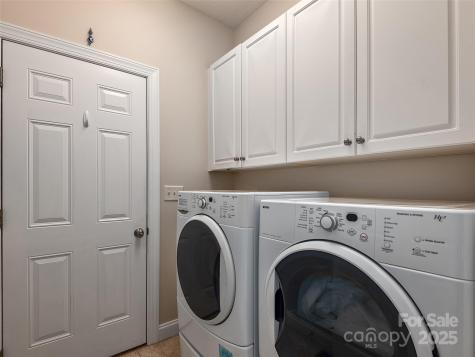 4 Alsatian Lane Asheville NC 28805