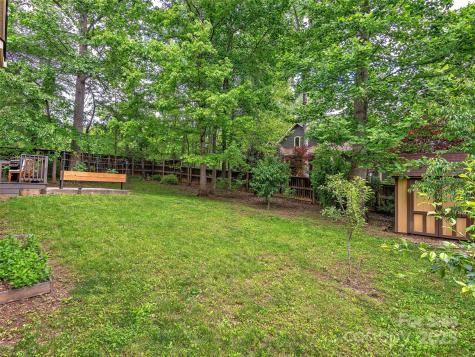4 Alsatian Lane Asheville NC 28805