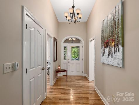 4 Alsatian Lane Asheville NC 28805