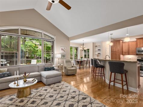 4 Alsatian Lane Asheville NC 28805