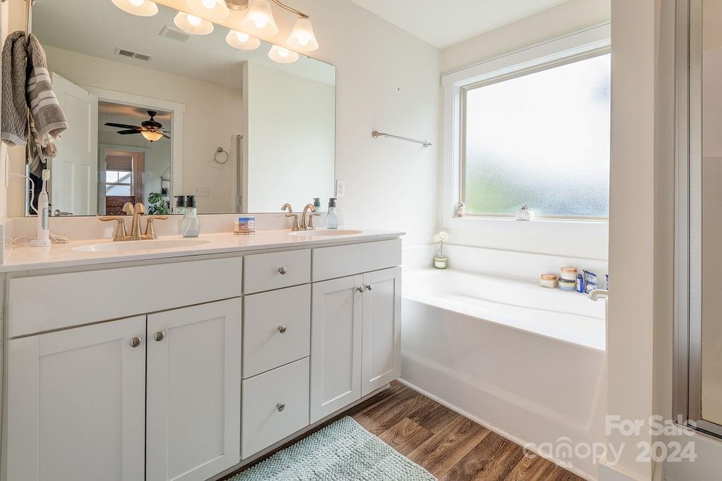 371 Cardwell Lane Fletcher NC 28732