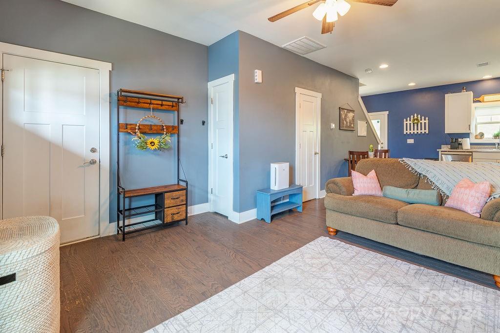 371 Cardwell Lane Fletcher NC 28732