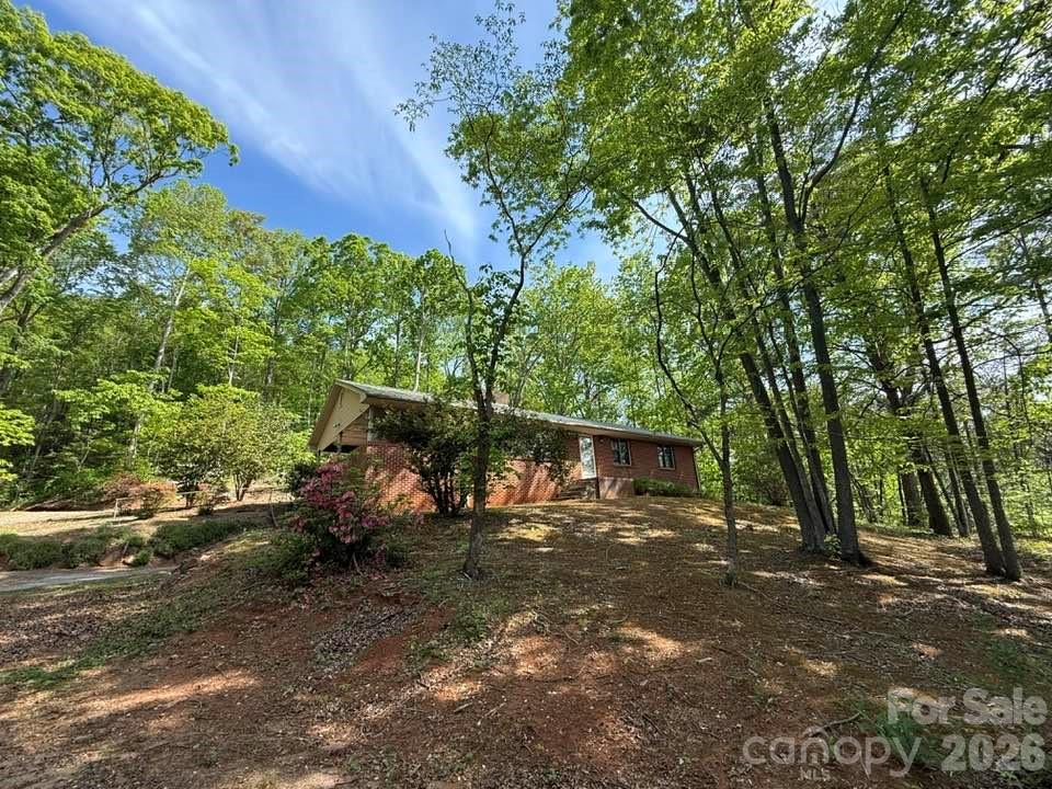 200 Little Wings Mountain Road Columbus NC 28722