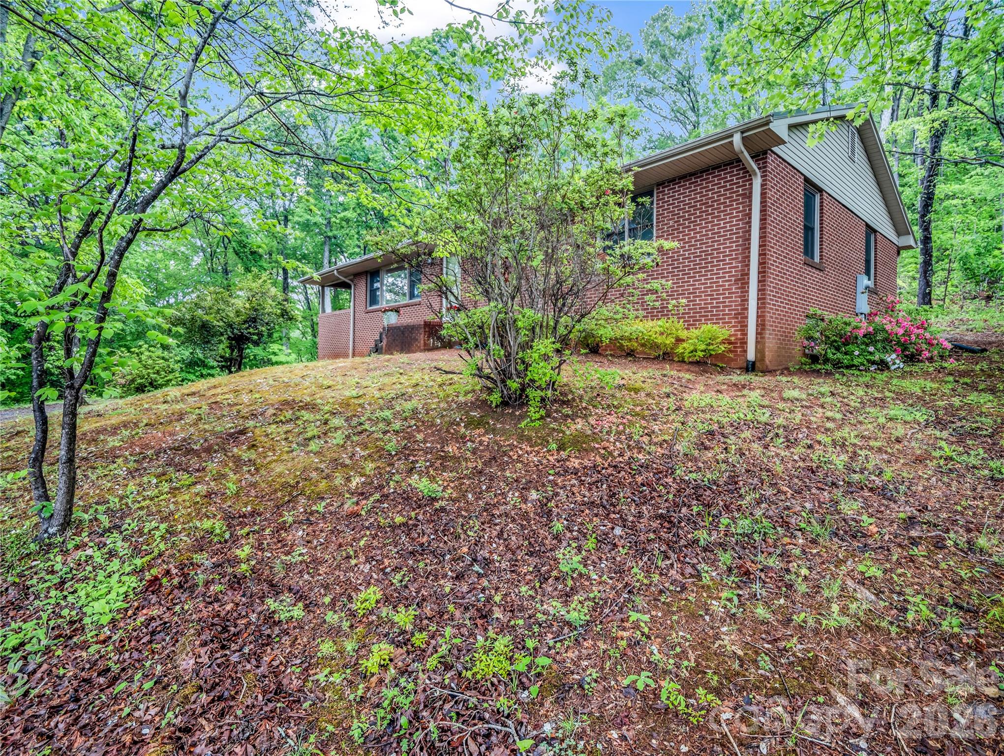 200 Little Wings Mountain Road Columbus NC 28722