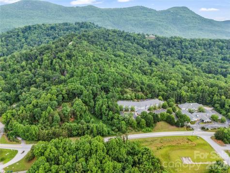 200 Little Wings Mountain Road Columbus NC 28722