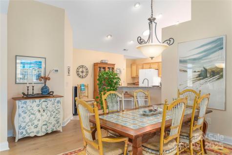 39 Mountain Meadow Circle Weaverville NC 28787