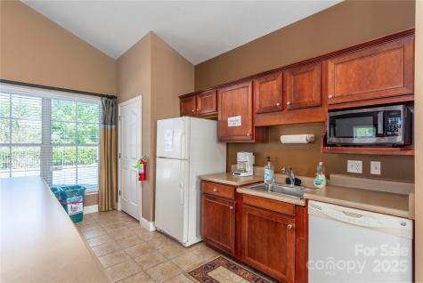 39 Mountain Meadow Circle Weaverville NC 28787