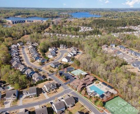 2013 Fuschia Court Tega Cay SC 29708