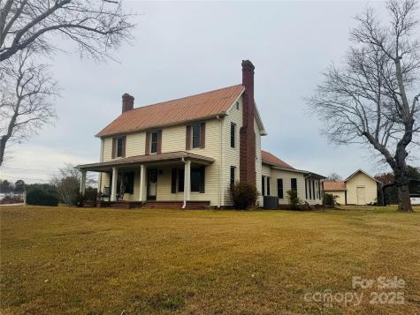 9143 S Nc Highway 150 Highway Linwood NC 27299