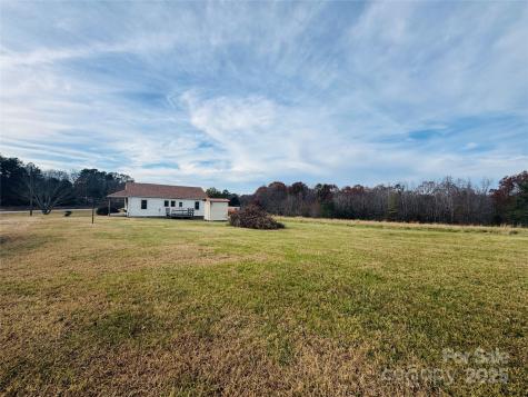 9143 S Nc Highway 150 Highway Linwood NC 27299