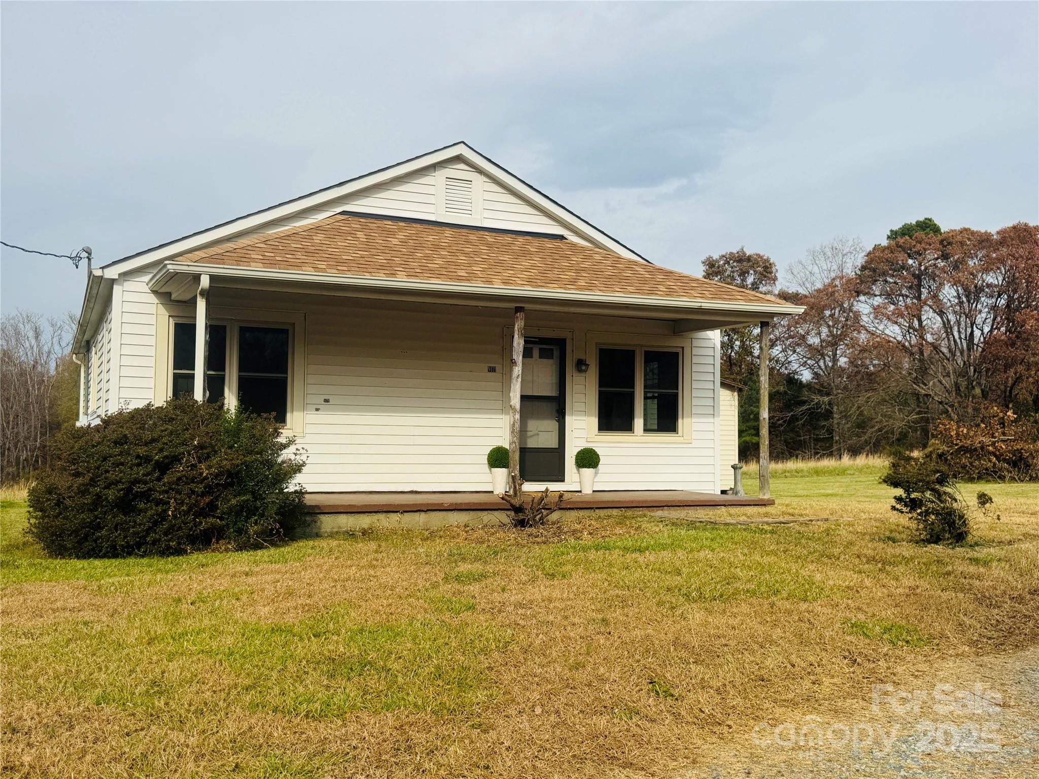 9143 S Nc Highway 150 Highway Linwood NC 27299
