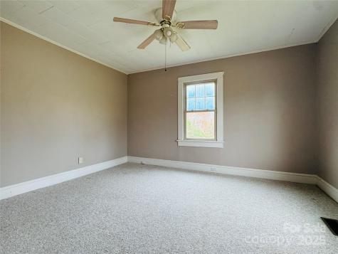 9143 S Nc Highway 150 Highway Linwood NC 27299