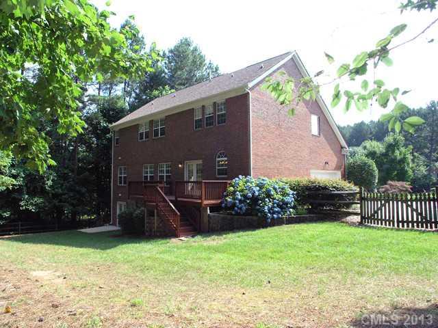 12023 Overlook Mountain Drive Charlotte NC 28216