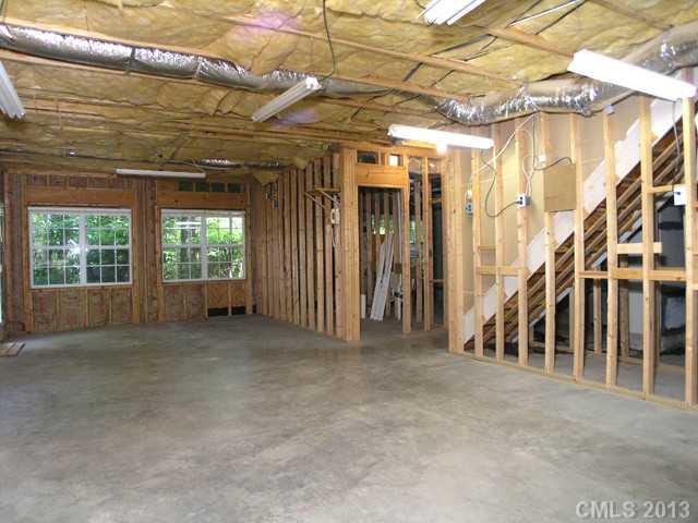 12023 Overlook Mountain Drive Charlotte NC 28216