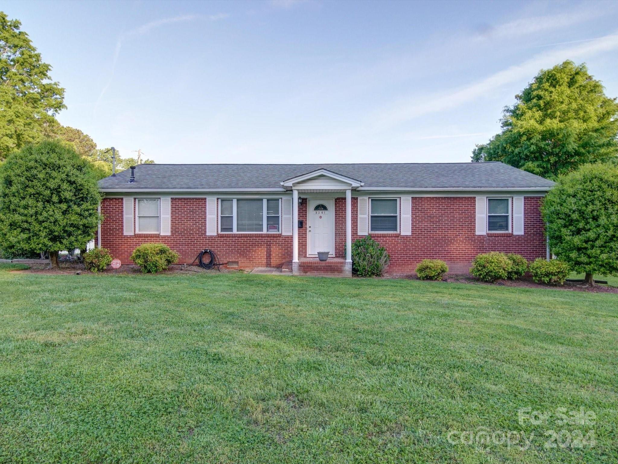 3261 Robinwood Road Gastonia NC 28054
